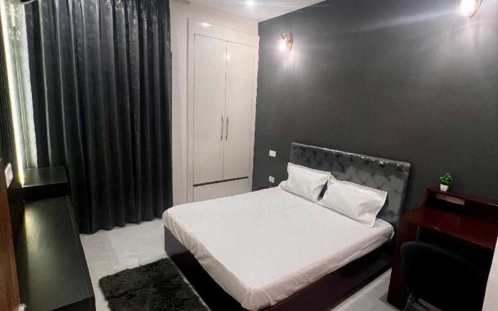 Harmony Haven: Comfortable 3 BHK Haven for All