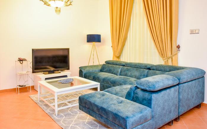 A 3BR, Remote Work Luxury Condo