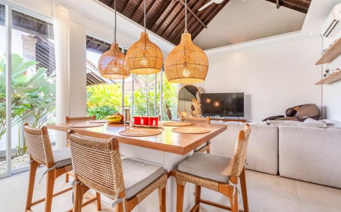 Jungle Amaranth - Exclusive 3BR Retreat in Canggu