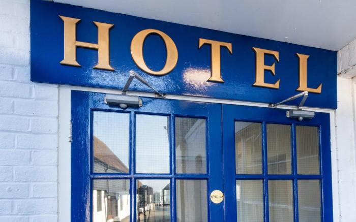 The George Hotel