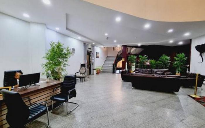 Denis Hotel