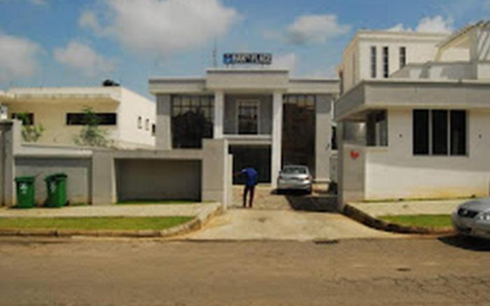 Hans Place