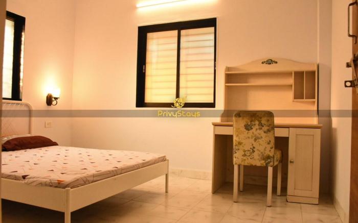 Reed Field Villa, Alibag