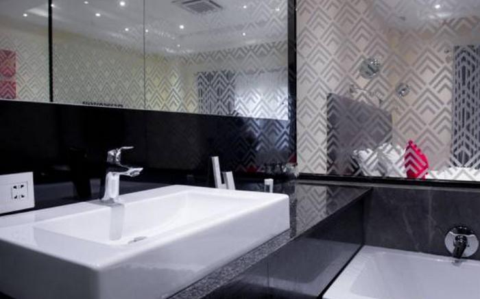 The Francis Hotel
