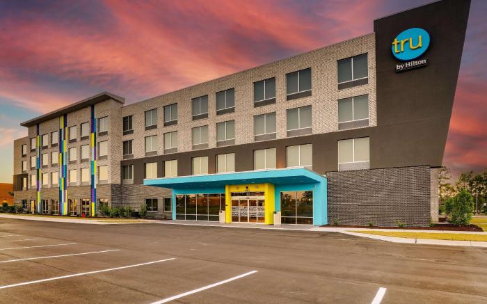 Tru by Hilton Leland Wilmington