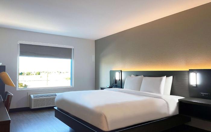 Hawthorn Extended Stay by Wyndham Hobbs