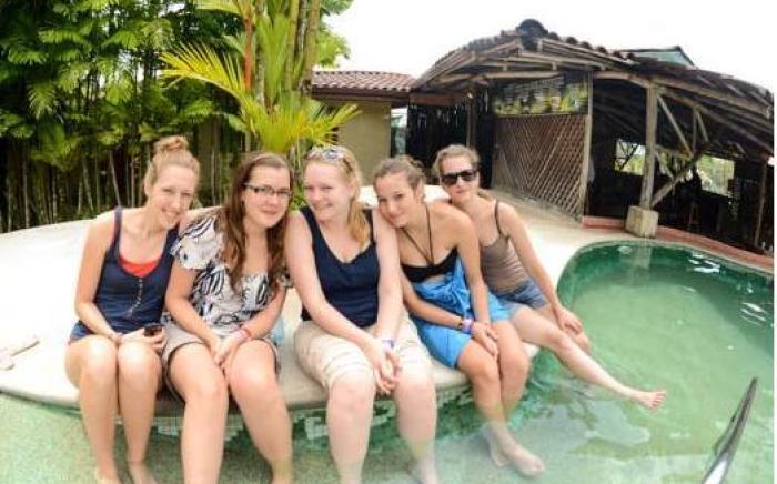 Arenal Backpackers Resort