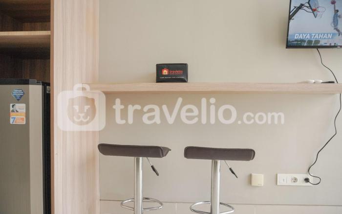HomeyWarm 1BR at Ciputra International By Travelio