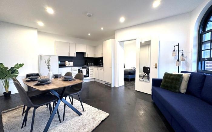 Industrial Flat near Hoxton Square in Shoreditch