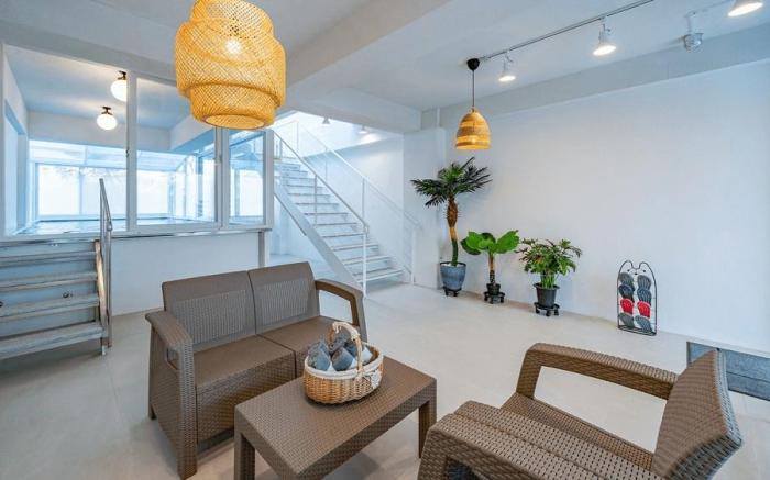 Pohang Uni’s Ocean Pool Villa