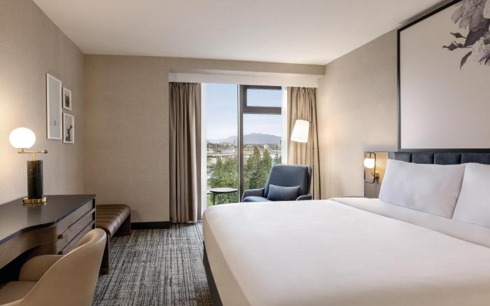 Radisson Blu Vancouver Airport Hotel & Marina