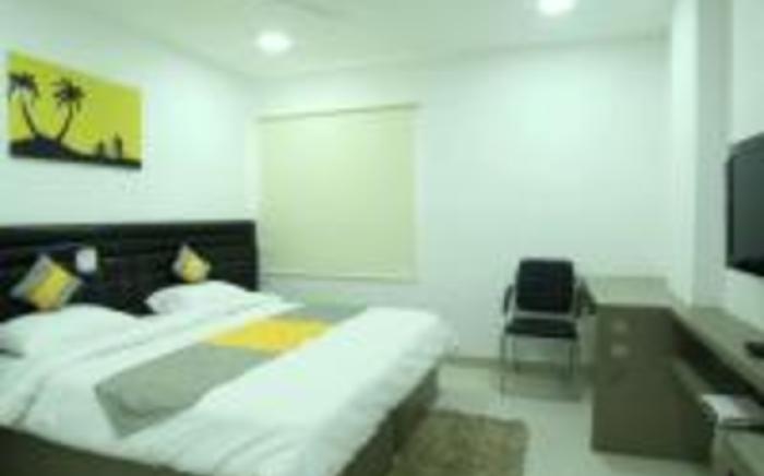 LA Riviera Suites