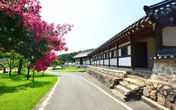 Seocheon Munheon Traditional Hotel