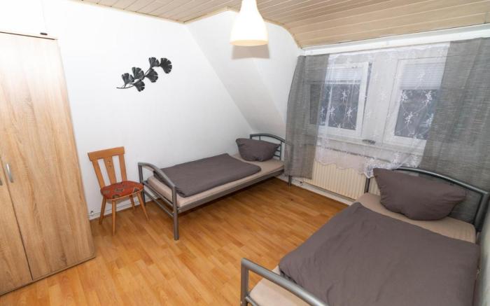 Sandhof 1 OG Links