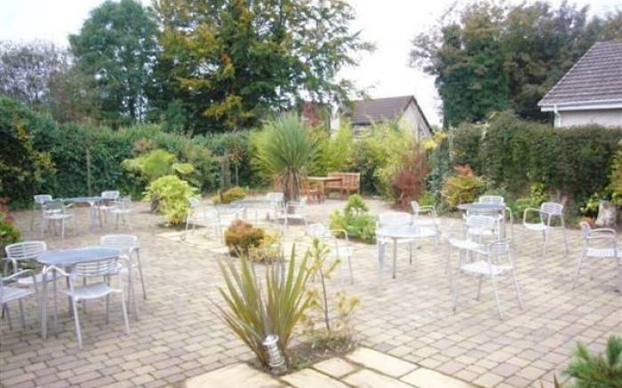 Fairburn Hotel