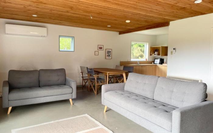 Sunrise Mountain View Cabin Retreat