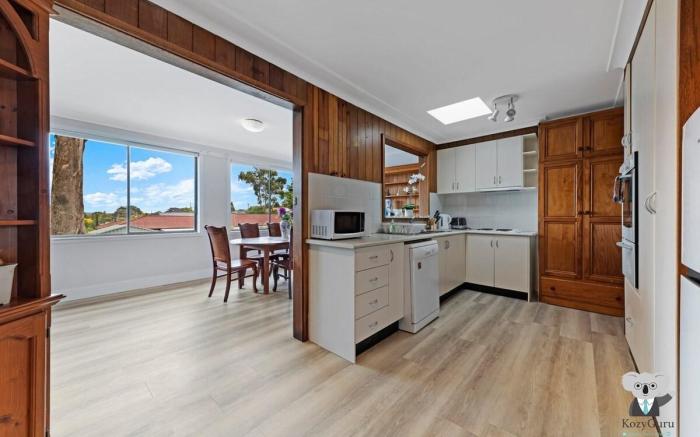 KozyGuru | Blacktown | Peaceful 3B House