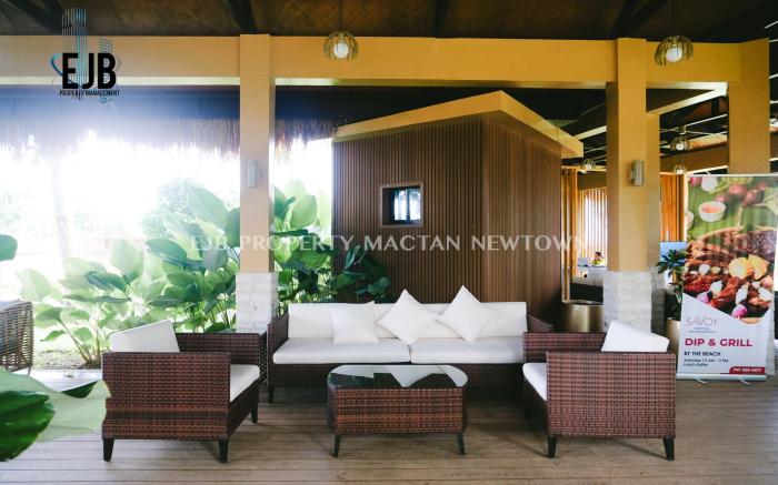 Mactan Newtowm Beach Condo