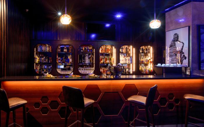 JOHNWOOD HOTEL by Bolton