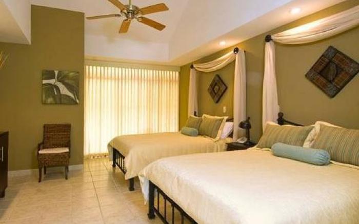 Pumilio Mountain & Ocean Hotel