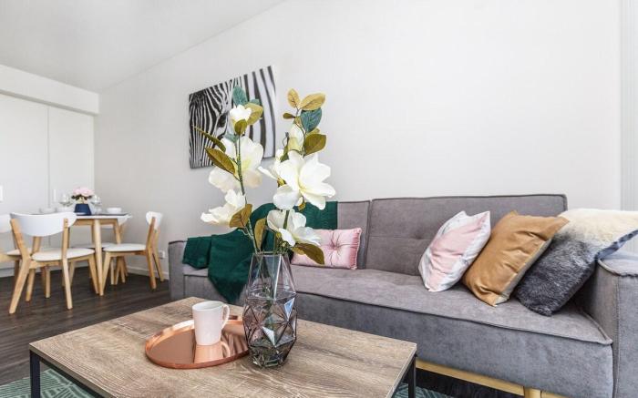 KOZYGURU | South Brisbane | Funky 1 BED APT 