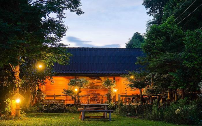Baan Esan Country House