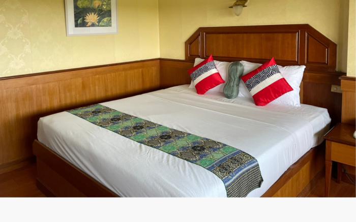 Sakol Grand Palace Hotel