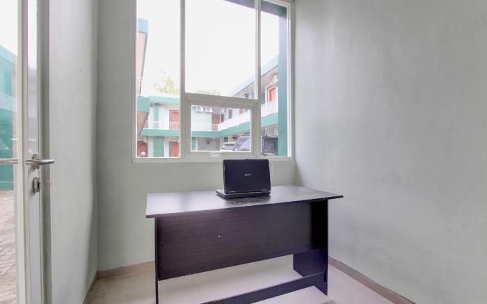 OYO 93360 Wisma Subur Syariah 
