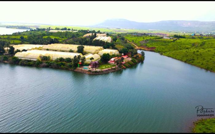 Aandra Lakestay Resort Campzone
