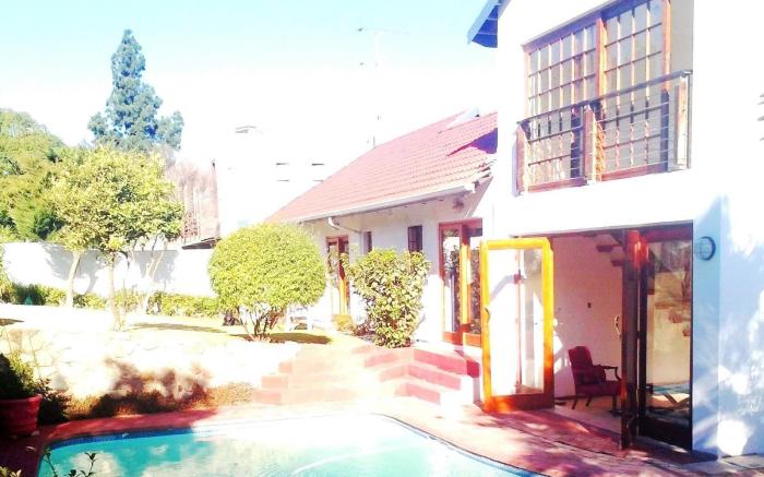 Mizizi House Of Sandton Bed and Breakfast