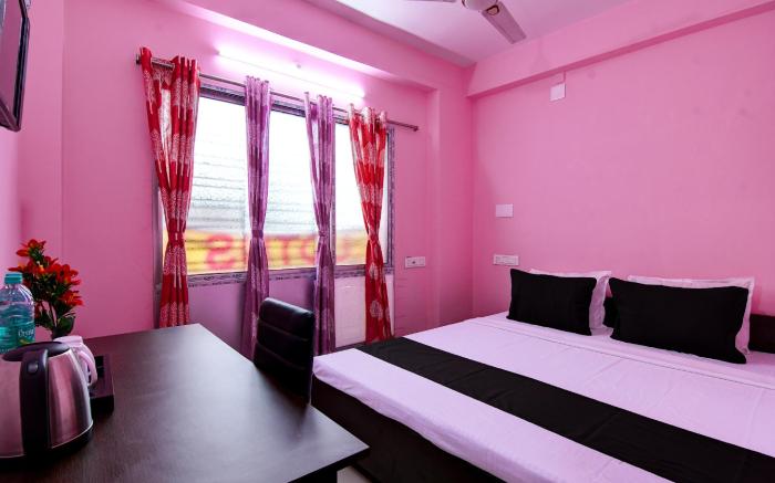 Hotel O Lotus Homestay