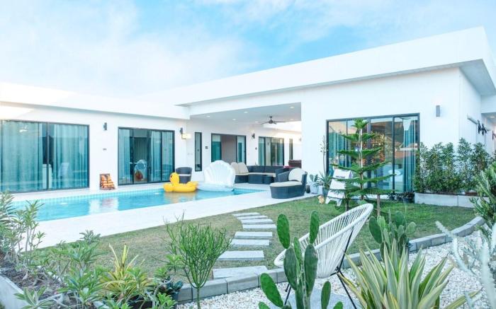 Natree Pool Villa Pattaya (6 Bedrooms)