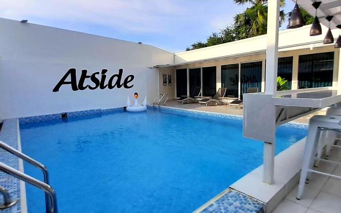 Atside Pool Villa (9 Rooms)