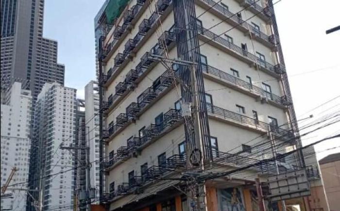 St. Marvin Studio M504