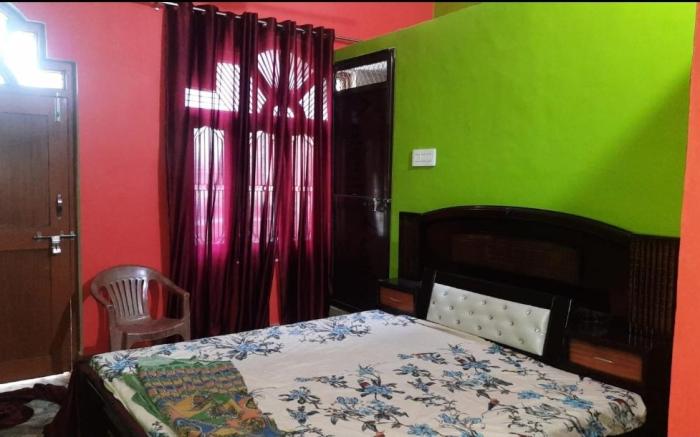 SHANKAR HOMESTAY & RESIDENCY NEAR RAM JANM BHOOMI