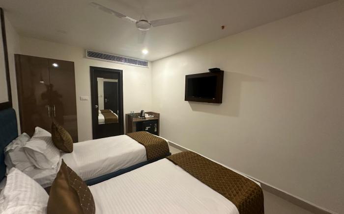 Hotel Landridge - HITECH City Hyderabad