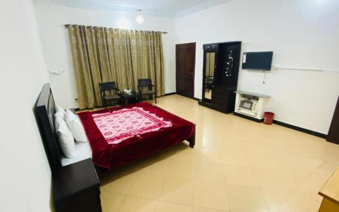 Lux Lounge Guest House 