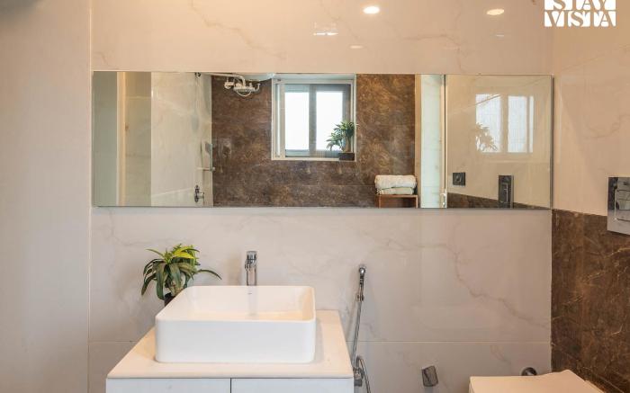 StayVista at Silver Slopes w/outdoor pool