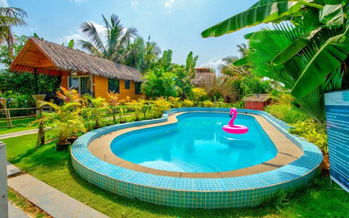 The Lazy Cabanas