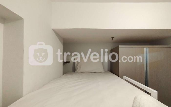 Cozy 2BR at Apt Mekarwangi Square By Travelio