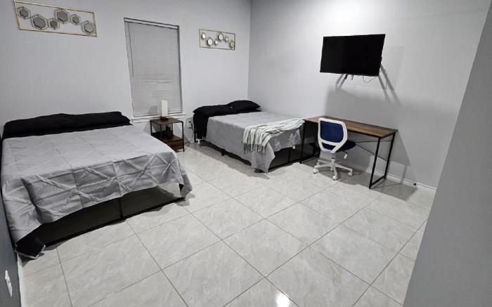 Beautiful apartment 9 min to Mercedes outlets