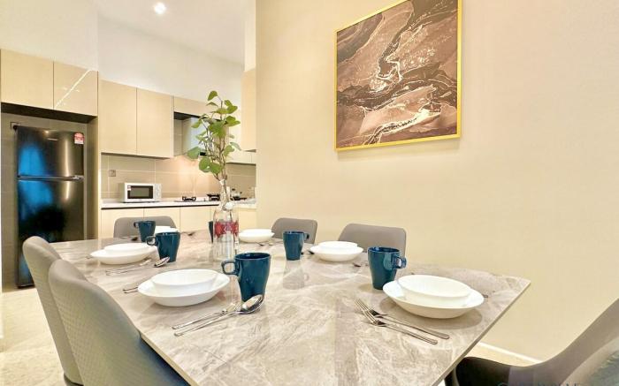 TriTower•3Bedroom 7Pax Balcony WiFi/walk to CIQ