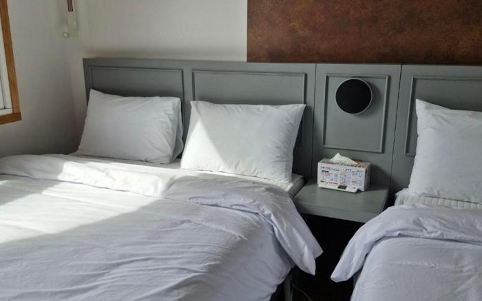 Gangneung Gyeongpodae Iris Stay