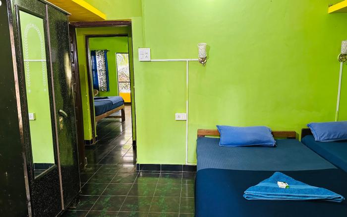 Savitri Guest House