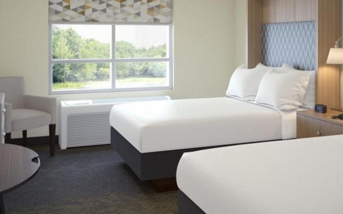 Holiday Inn and Suites Memphis Southeast Germantown By IHG