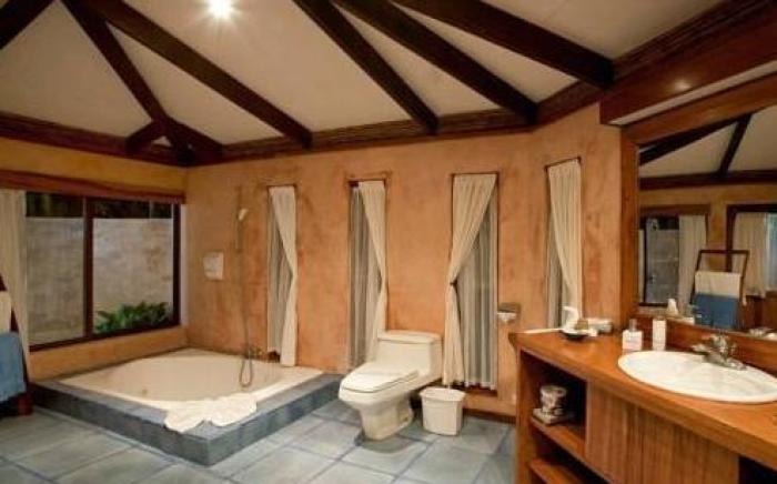 Capitan Suizo Beachfront Boutique Hotel
