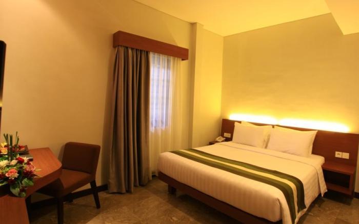 Grand Whiz Hotel Nusa Dua