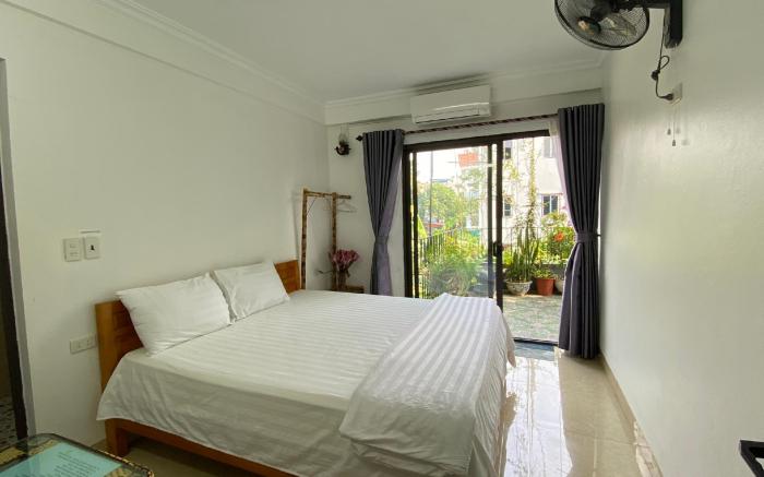 Mr Thông, Đội 2 - Tam Coc Motel