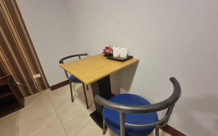 OYO 75460 BaanSang Place Suvarnabhumi