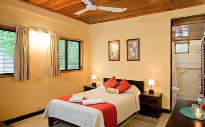 Hotel Jaguar Inn Tikal